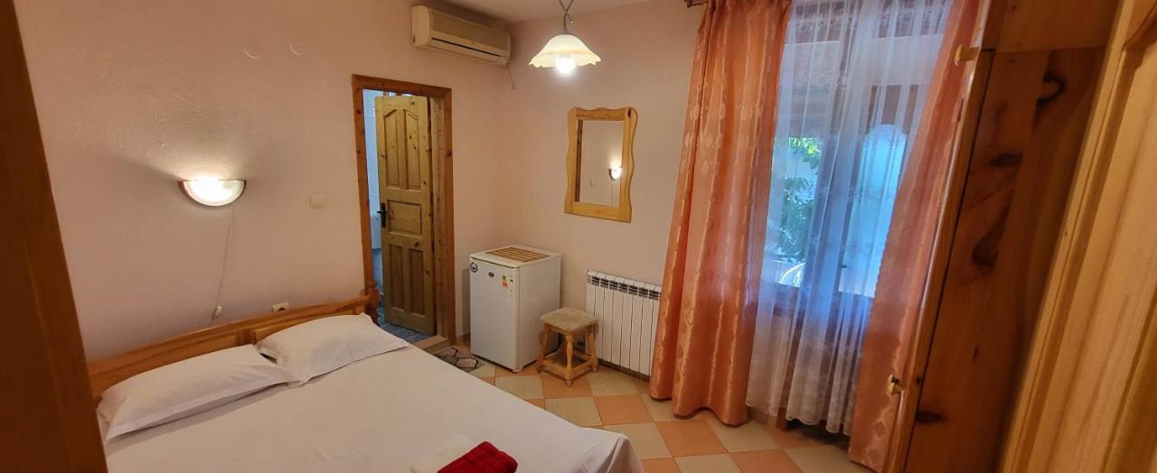 Amfora Guest House Byala  Eksteriør billede